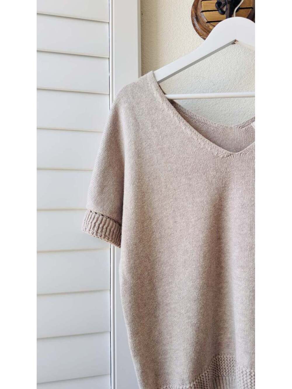 Joie V-Neck Short Sleeve Cotton Knit Sweater Top Size L - Picture 2 of 9